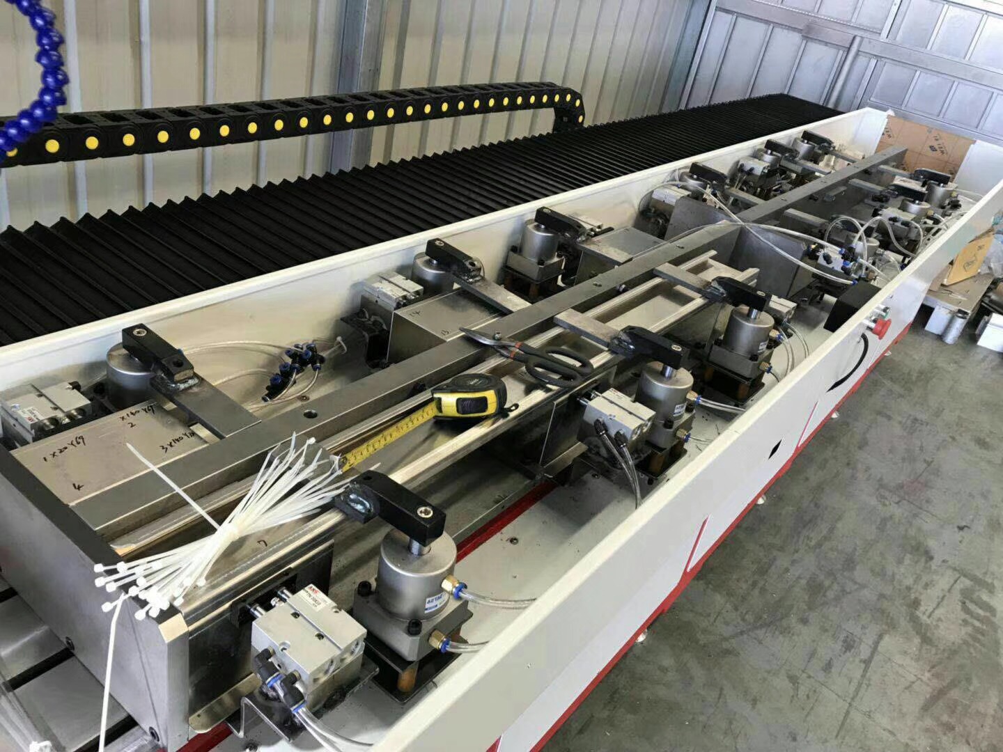 熱熔鉆孔機(jī)出現(xiàn)故障時(shí)如何輕松搞定？